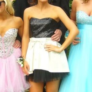 Betsey Johnson Cocktail/Prom Dress